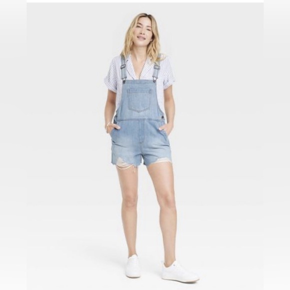 Universal Thread Women's Denim Boyfriend Shortalls size 8 - Picture 1 of 8